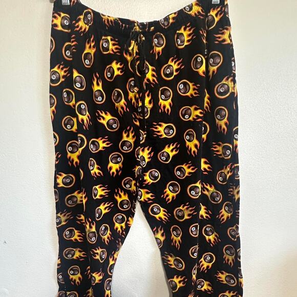 Flame 8-Ball Print Lounge Pants – Size XL (Unisex) - Picture 7 of 8